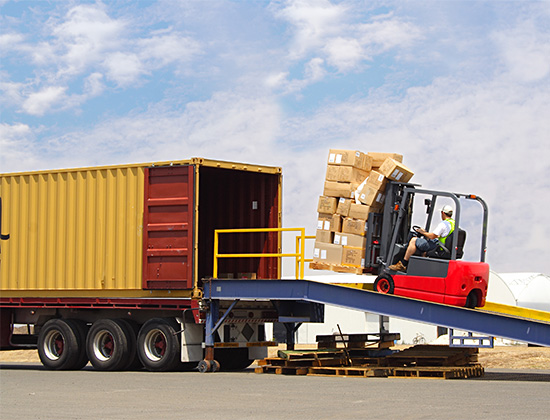 forklift unloading trailer