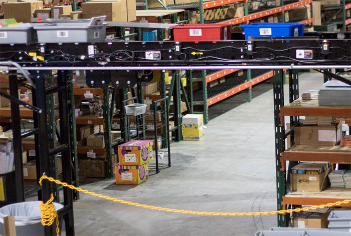 conveyor clearance in a distribution center